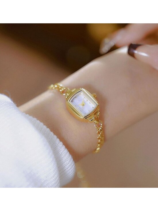 Elegant Ultra Thin Waterproof Quartz Watch for Women - Dainty Rectangle Design